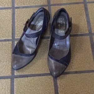 Spring Step L’ Artiste shoes